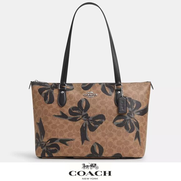 Coach Handbags - 🎁 Coach Gallery Tote Bag In Signature Canvas With Bow Print Brown/Black